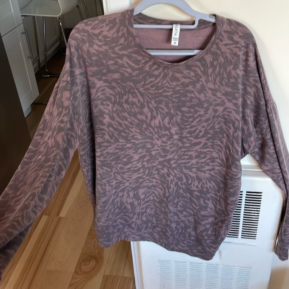 Athleta maroon leopard print sweatshirt - medium